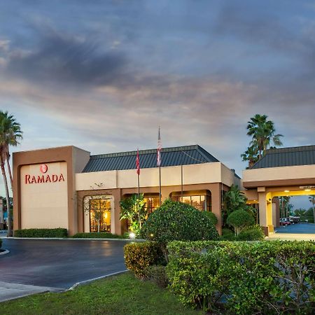 Hotel Ramada By Wyndham Orlando Florida Mall Exteriér fotografie